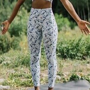 ZYIA Active Storm Brushed Hendrix Pocket Criterion 7/8 24" Size 2